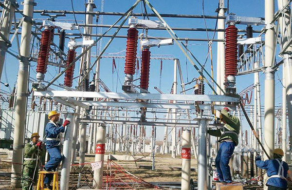 天津宁河大尹张家口柳树屯110KV变电站GW4型隔离开关改造安装工程